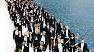 Orchestre Philharmonique de Monte-Carlo_2022(c)Sasha-Gusov-VF