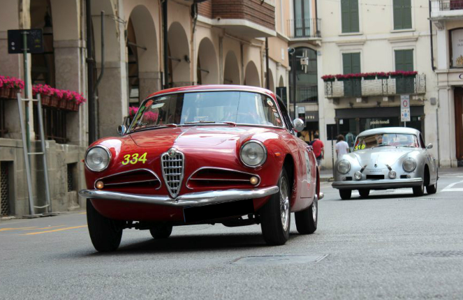 Domenica appuntamento a Cuneo con la Rievocazione Storica delle auto d’epoca Domenica appuntamento a Cuneo con la Rievocazione Storica delle auto d’epoca