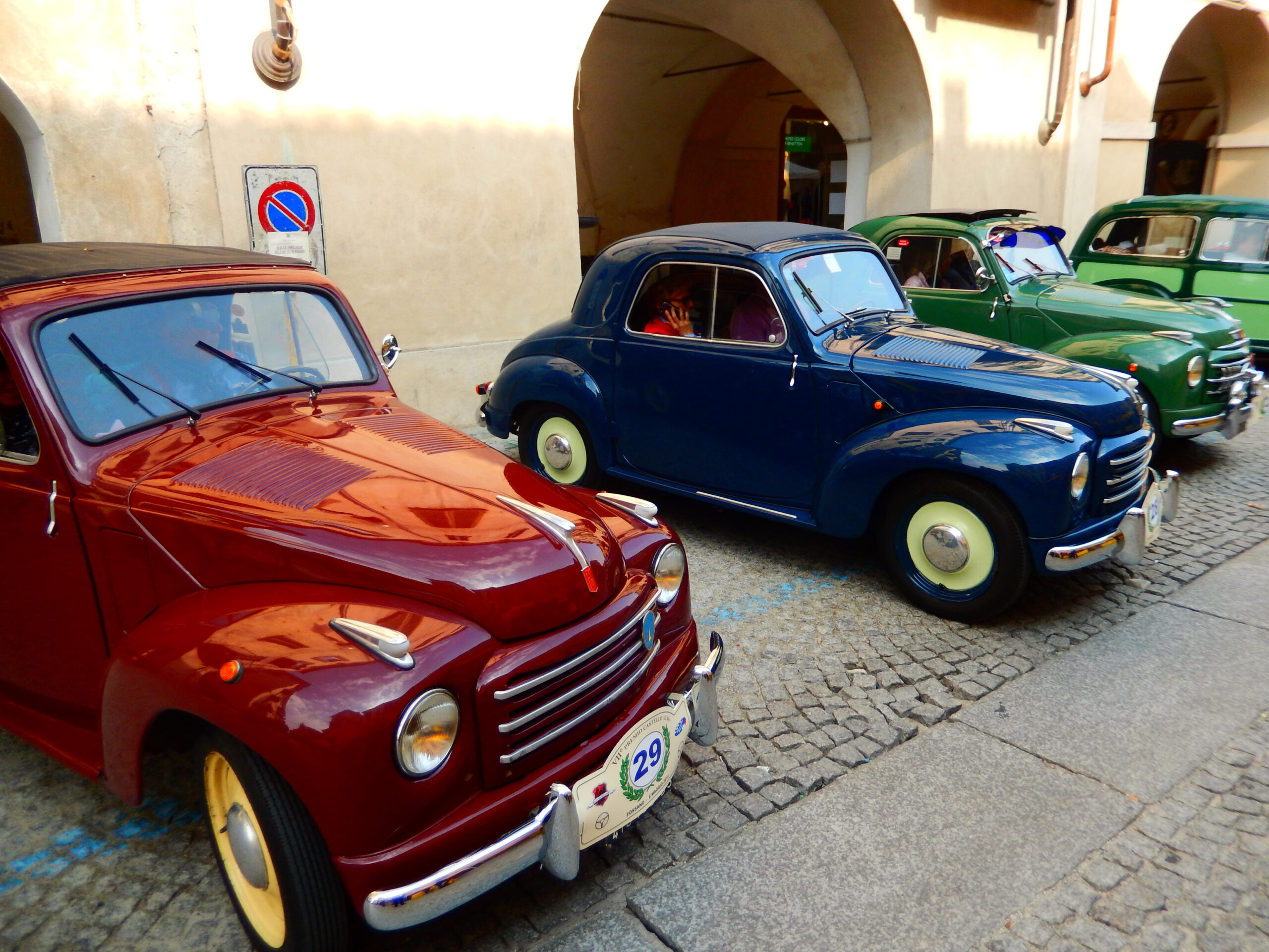 Ad Alassio un weekend dedicato all’Eleganza con gli equipaggi di autovetture ante ’70