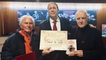 Da sin. Romolo Guerrieri, Manuel de Teffe’ e Gianni Garko al Premio Sergio Leone 2025