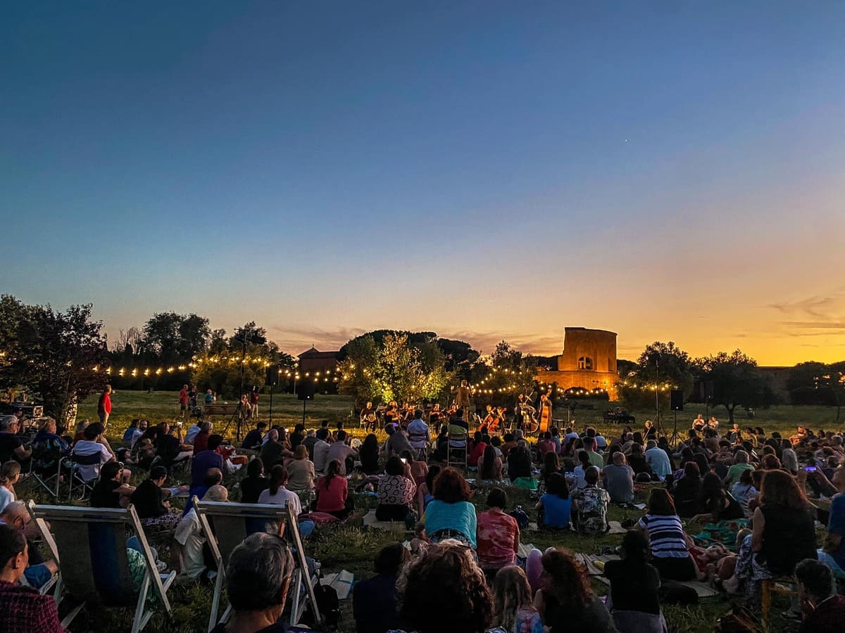 ROMA BORGATA FESTIVAL: teatro, musica, danza site-specific e passeggiate performative con omaggi a Zimmer e Calvino, tra gli acquedotti di Roma | Dal 7 al 13 settembre, Parco di Torre del Fiscale ROMA BORGATA FESTIVAL: teatro, musica, danza site-specific e passeggiate performative con omaggi a Zimmer e Calvino, tra gli acquedotti di Roma | Dal 7 al 13 settembre, Parco di Torre del Fiscale