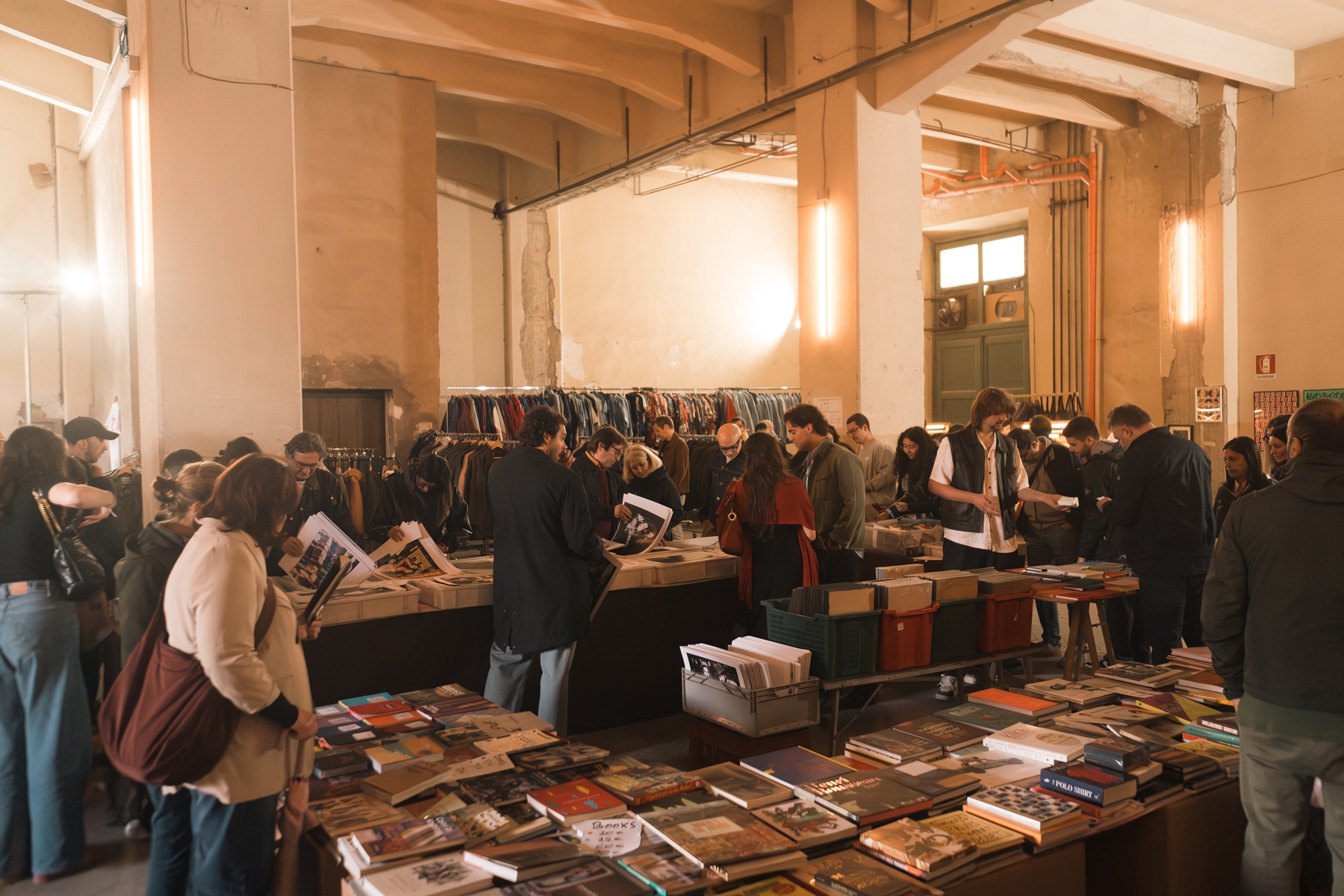 IL VINTAGE DI EAST MARKET TORNA A FIRENZE IL VINTAGE DI EAST MARKET TORNA A FIRENZE