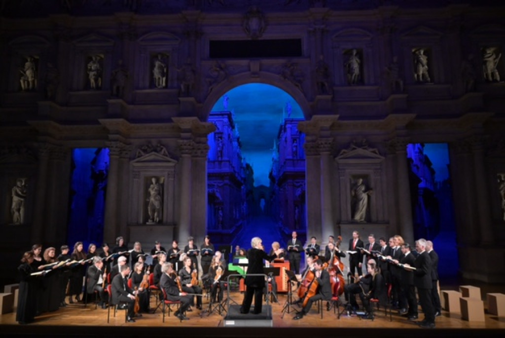 31 ottobre e 1 novembre Margherita Dalla Vecchia porta al Teatro Olimpico di Vicenza L’Olimpo di Bach: mito, virtù e celebrazione nelle Cantate 31 ottobre e 1 novembre Margherita Dalla Vecchia porta al Teatro Olimpico di Vicenza L’Olimpo di Bach: mito, virtù e celebrazione nelle Cantate